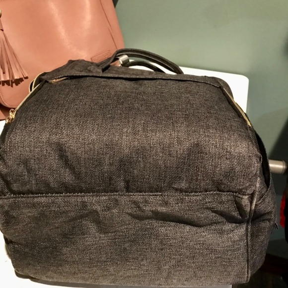 Mokaloo Diaper/backpack with charger Bags Nwot Mokaloo Diaper Backpack With Charging Port